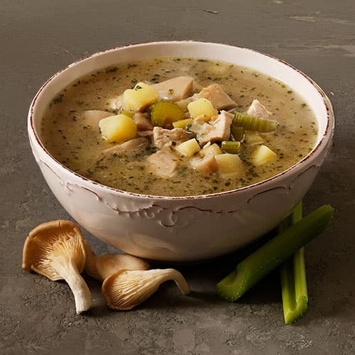 Kuřecí polévka s hlívou velká